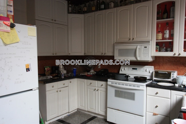 Brookline - $7,700+ /mo