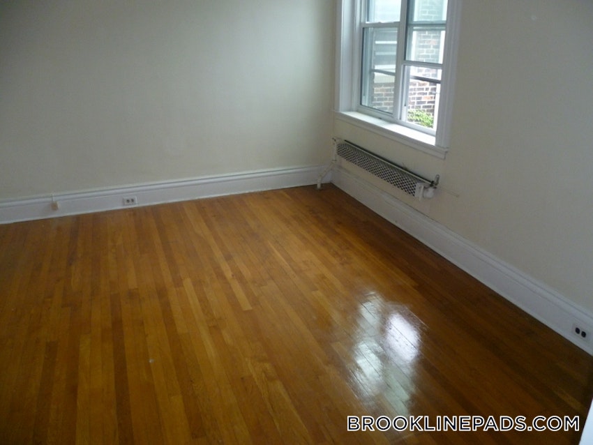 BROOKLINE- BOSTON UNIVERSITY - 2 Beds, 1 Bath - Image 12