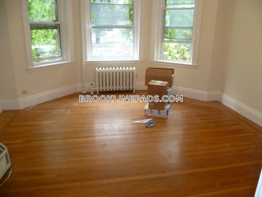 Brookline - 3 Beds, 2 Baths