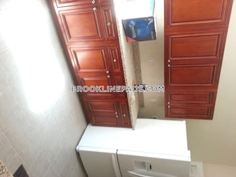 Euston St. Brookline