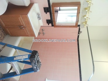 Brookline - 3 Beds, 2 Baths