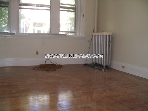 Euston St. Brookline photo 30