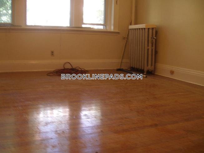 Brookline - $6,600+ /mo