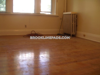 Euston St. Brookline