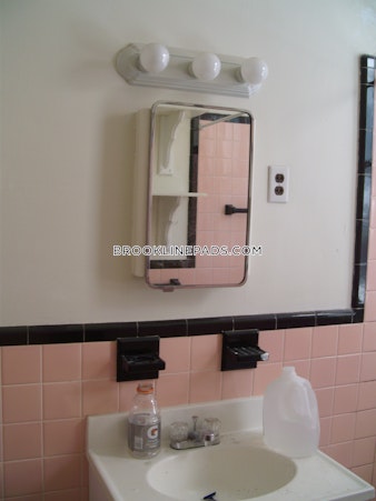 Euston St. Brookline