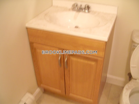 Euston St. Brookline photo 63