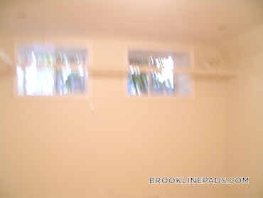 Brookline - 4 Beds, 2 Baths