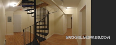 Brookline - 4 Beds, 2 Baths