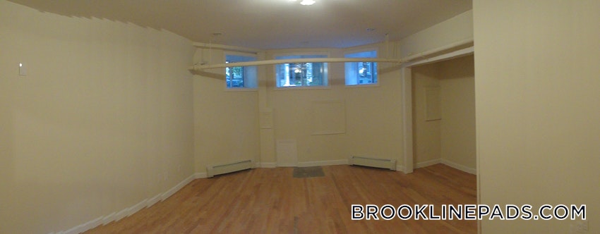 BROOKLINE- BOSTON UNIVERSITY - 4 Beds, 2 Baths - Image 14