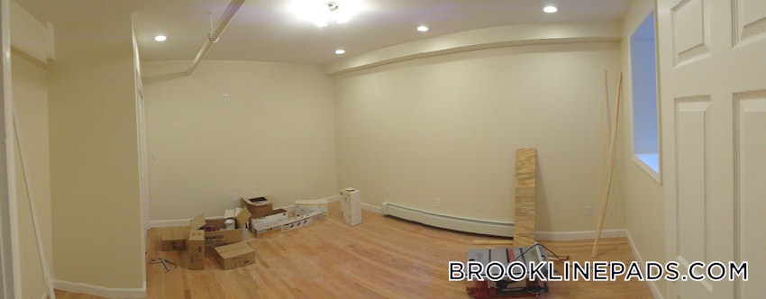 BROOKLINE- BOSTON UNIVERSITY - 3 Beds, 2 Baths - Image 11