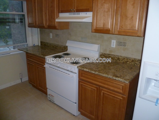 Brookline - $6,600+ /mo