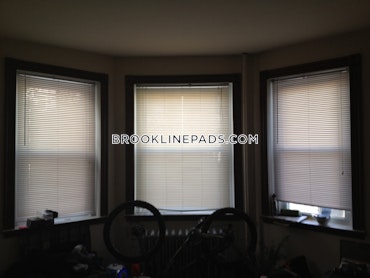 Brookline - 3 Beds, 2 Baths