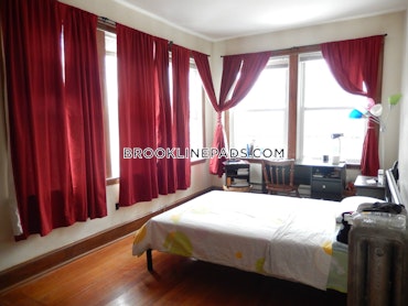 Brookline - 3 Beds, 2 Baths