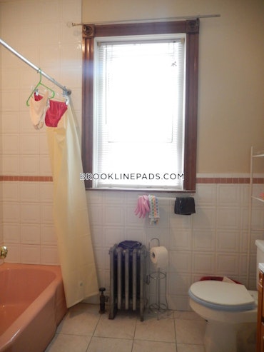 Brookline - 3 Beds, 2 Baths