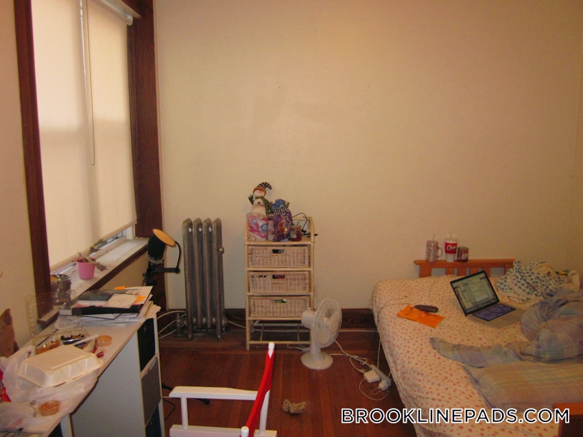 BROOKLINE- BOSTON UNIVERSITY - 3 Beds, 2 Baths - Image 37