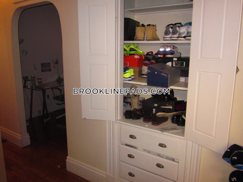 BROOKLINE- BOSTON UNIVERSITY - 2 Beds, 1 Bath - Image 9