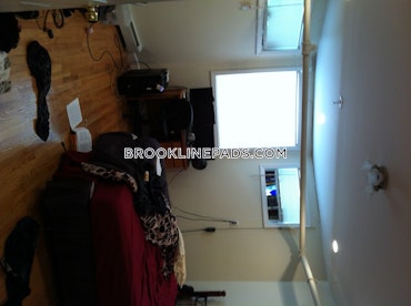 Brookline - 3 Beds, 2 Baths