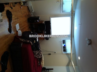 Euston St. Brookline