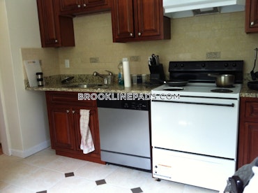 Brookline - 3 Beds, 2 Baths