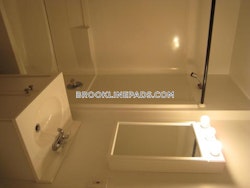 Egmont St. Brookline