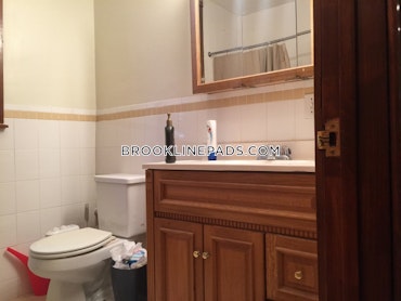 Brookline - 3 Beds, 2 Baths