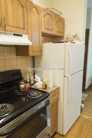 Brookline - 3 Beds, 2 Baths