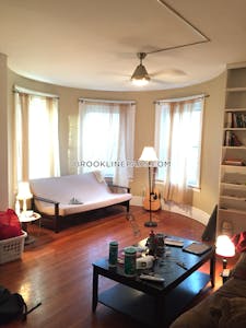 Brookline Apartment for rent 3 Bedrooms 1 Bath  Boston University - $4,200