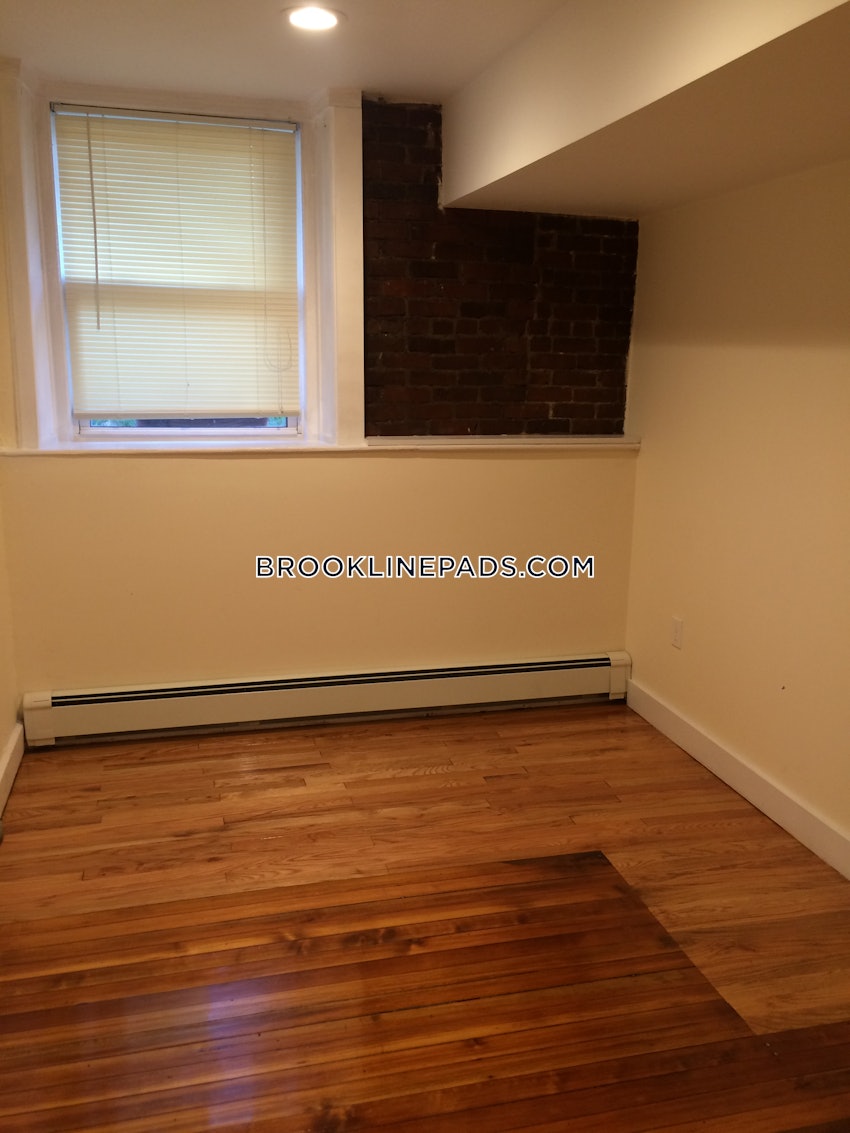 BROOKLINE - BROOKLINE HILLS - 2 Beds, 1 Bath - Image 10