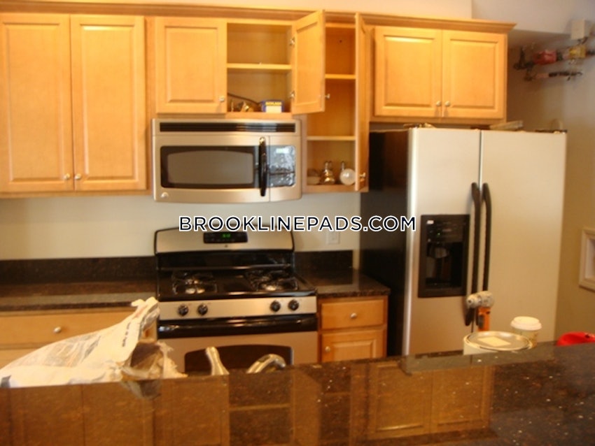 BROOKLINE- BROOKLINE VILLAGE - 1 Bed, 2 Baths - Image 16