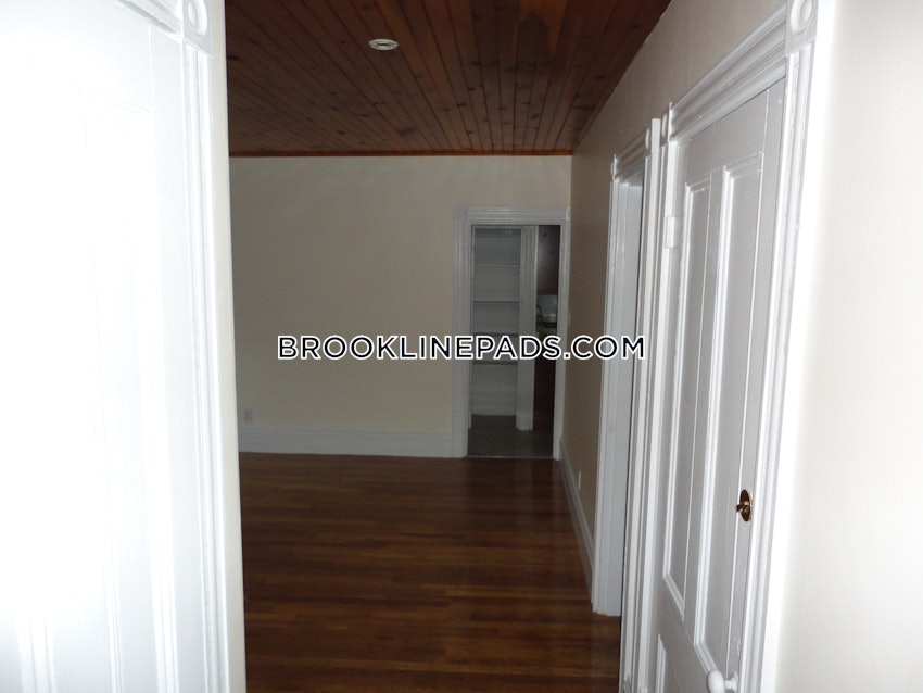 BROOKLINE - CHESTNUT HILL - 2 Beds, 1 Bath - Image 17