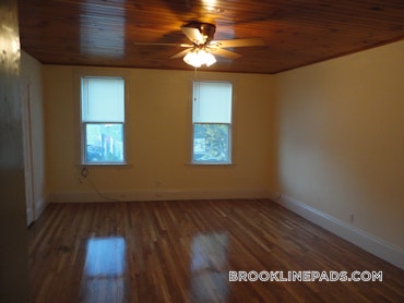 Brookline - 2 Beds, 1 Baths