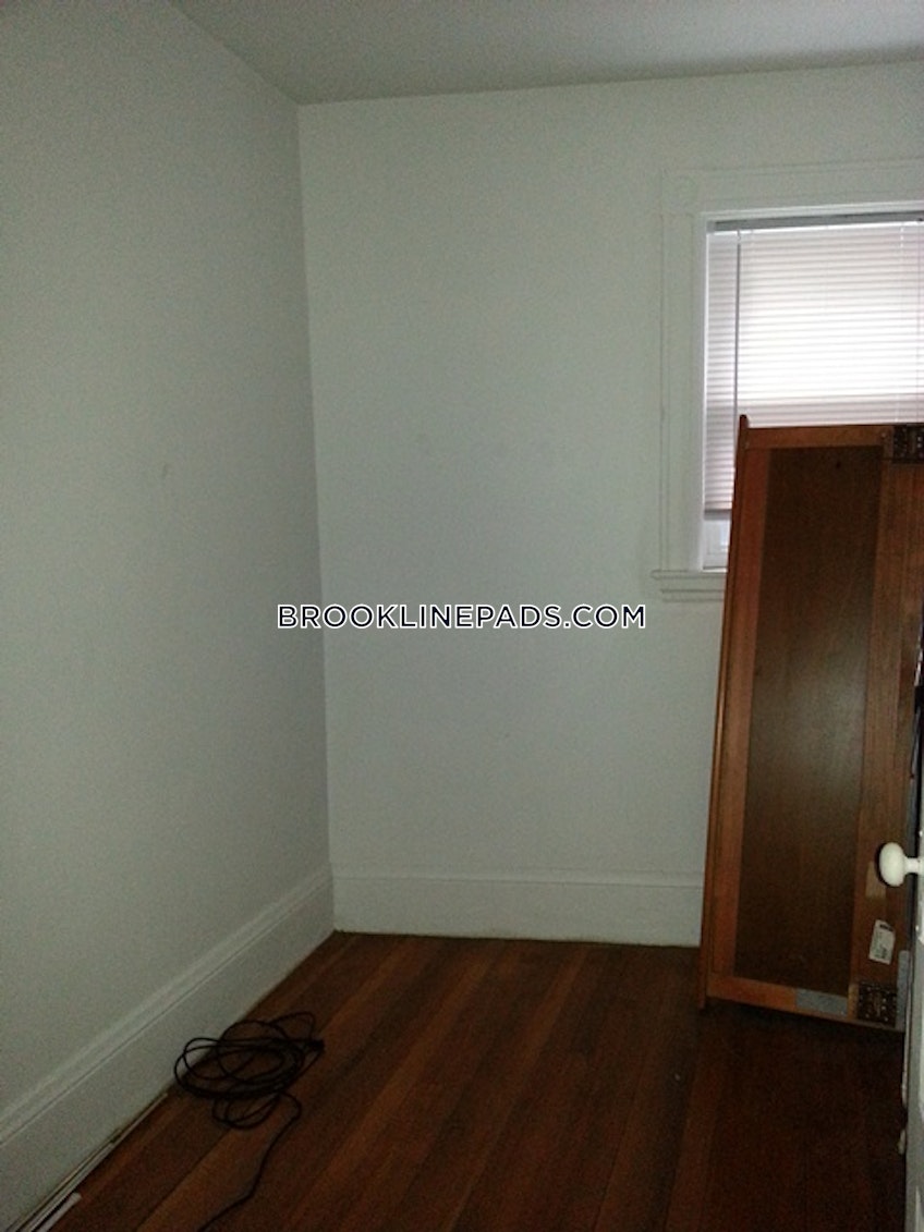 Brookline - $4,875+ /month