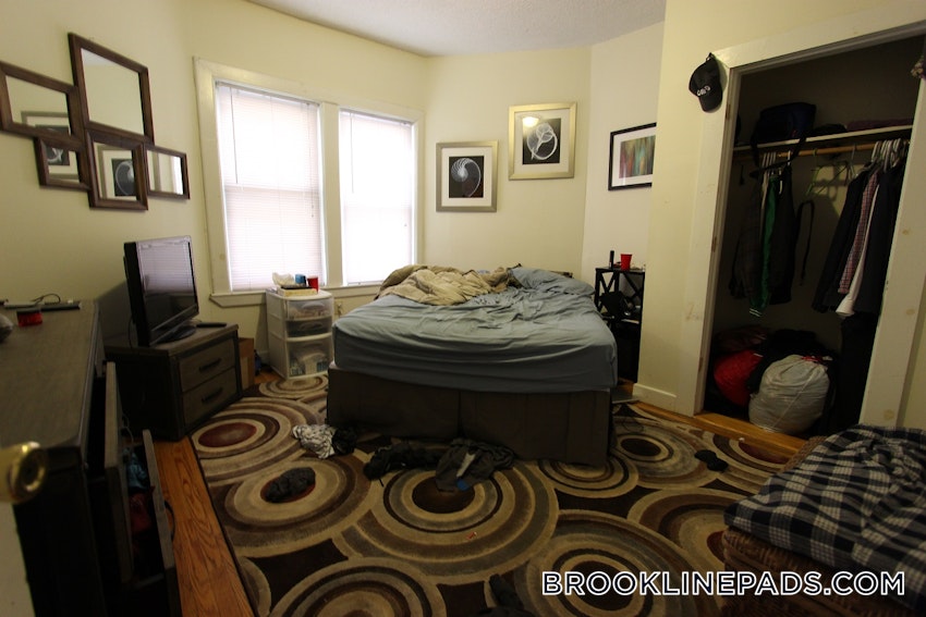 BROOKLINE- BROOKLINE VILLAGE - 4 Beds, 2 Baths - Image 2