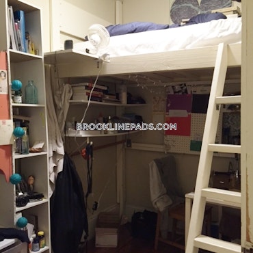 Brookline - 4 Beds, 1 Baths