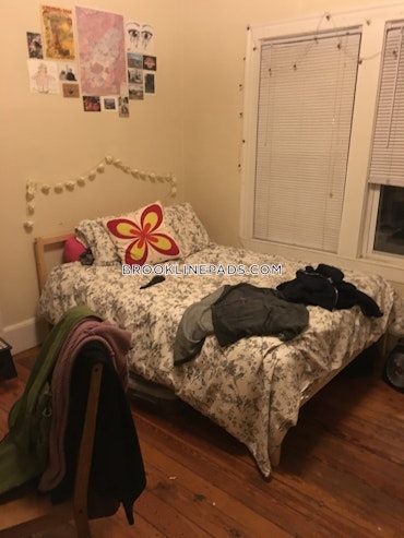 Brookline - 4 Beds, 1 Baths