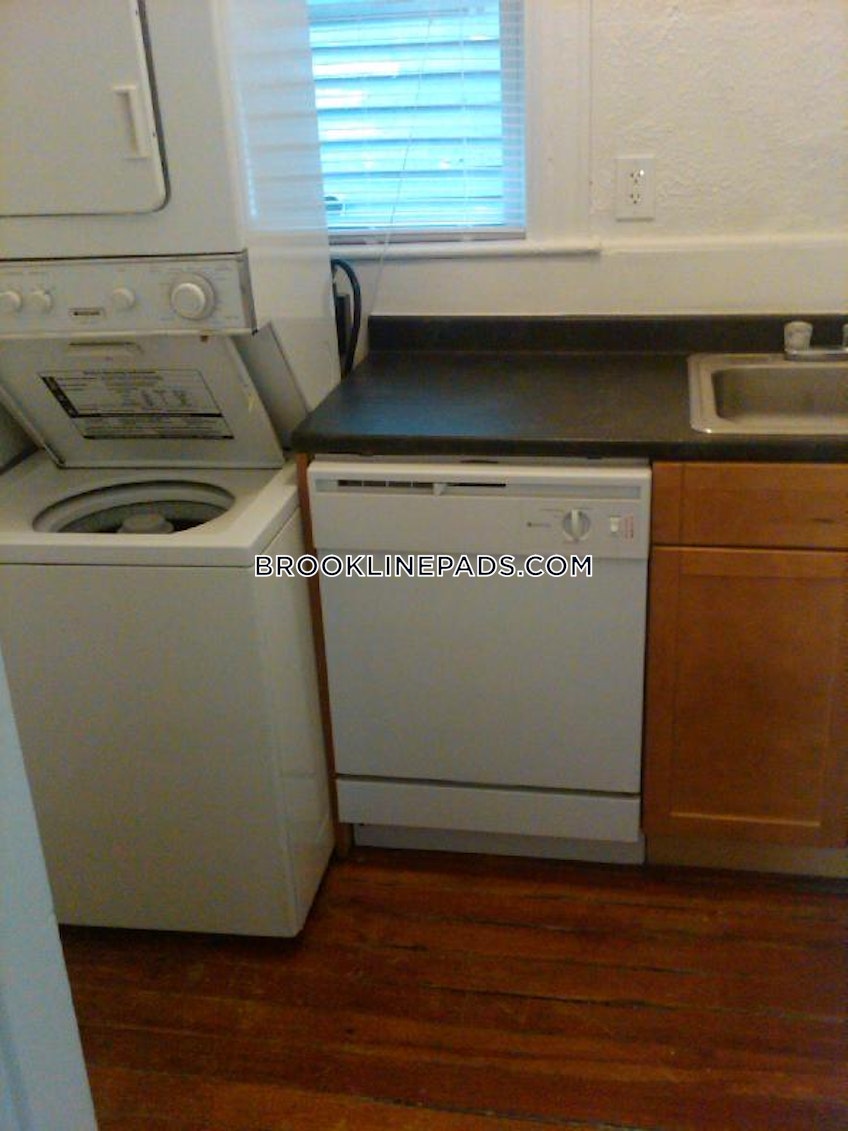 Brookline - $4,875+ /month