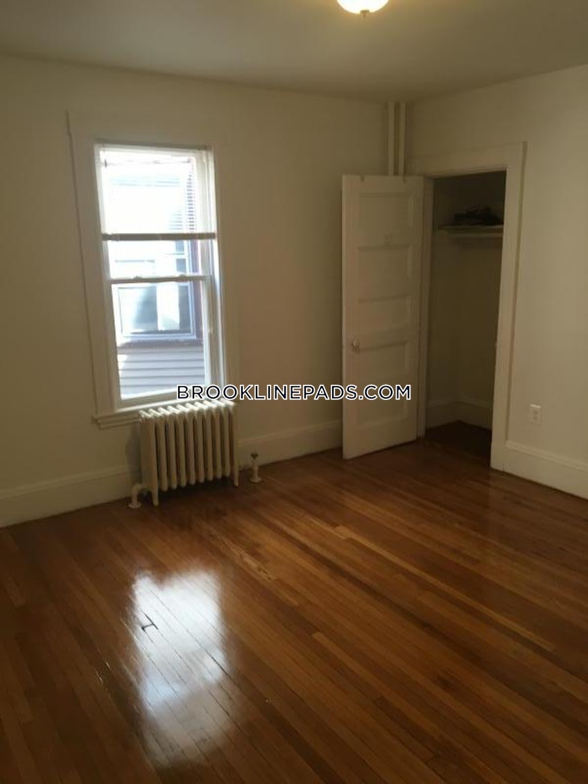 Brookline - $4,875+ /month