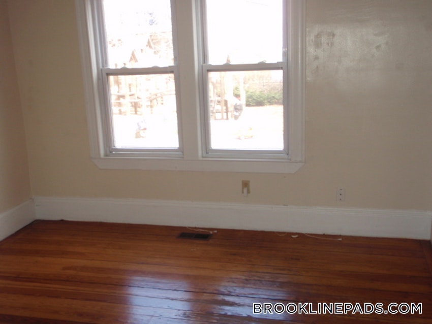 BROOKLINE- BROOKLINE VILLAGE - 4 Beds, 1 Bath - Image 37