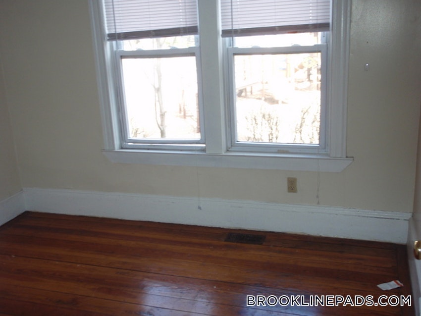 BROOKLINE- BROOKLINE VILLAGE - 4 Beds, 1 Bath - Image 33