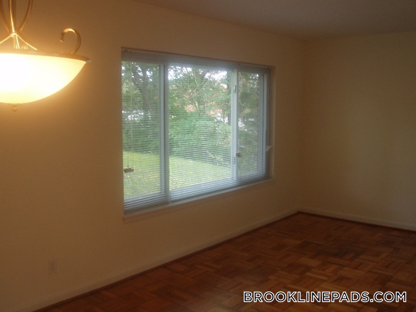 BROOKLINE - CHESTNUT HILL - 2 Beds, 1 Bath - Image 8