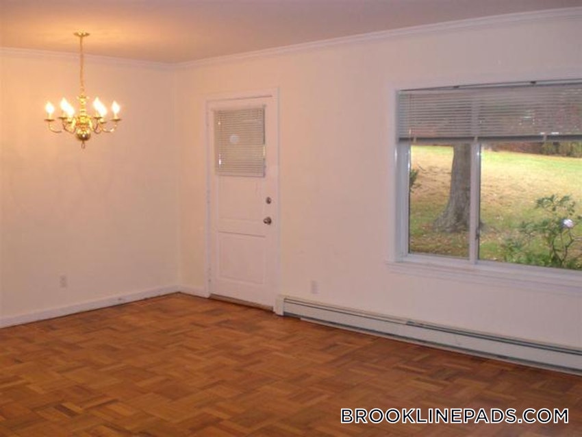 BROOKLINE - CHESTNUT HILL - 2 Beds, 1 Bath - Image 8