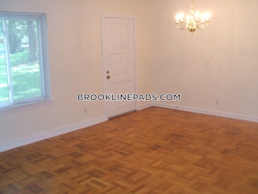 BROOKLINE - CHESTNUT HILL - 1 Bed, 1 Bath - Image 5