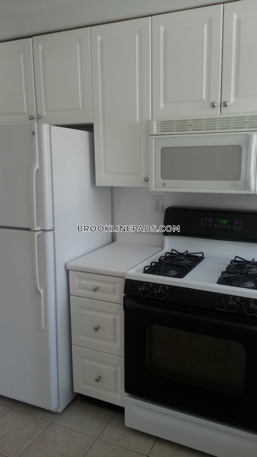 BROOKLINE - CHESTNUT HILL - 2 Beds, 1 Bath - Image 11