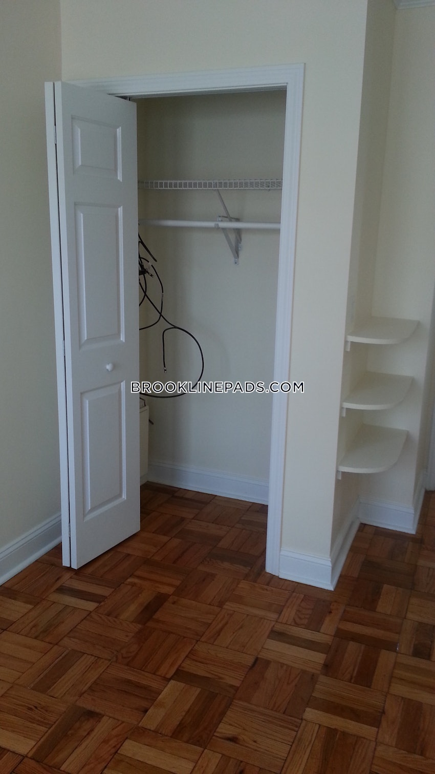 BROOKLINE - CHESTNUT HILL - 2 Beds, 1 Bath - Image 6