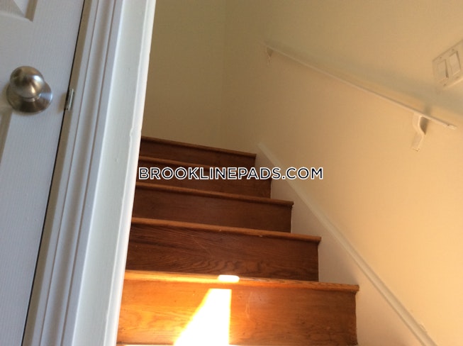 Brookline - $3,240+ /mo