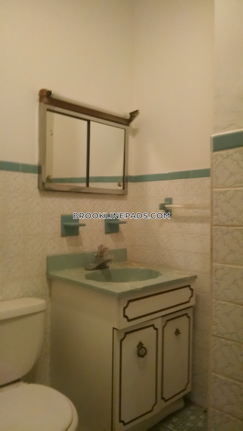 BROOKLINE - CLEVELAND CIRCLE - 2 Beds, 1 Bath - Image 13