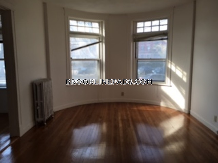BROOKLINE - CLEVELAND CIRCLE - 2 Beds, 1 Bath - Image 30