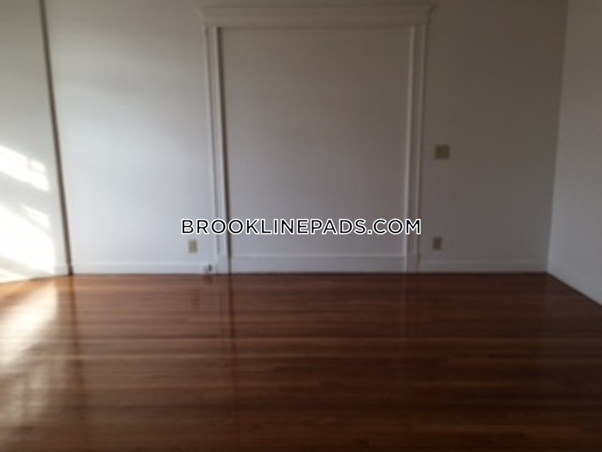 BROOKLINE - CLEVELAND CIRCLE - 2 Beds, 1 Bath - Image 29