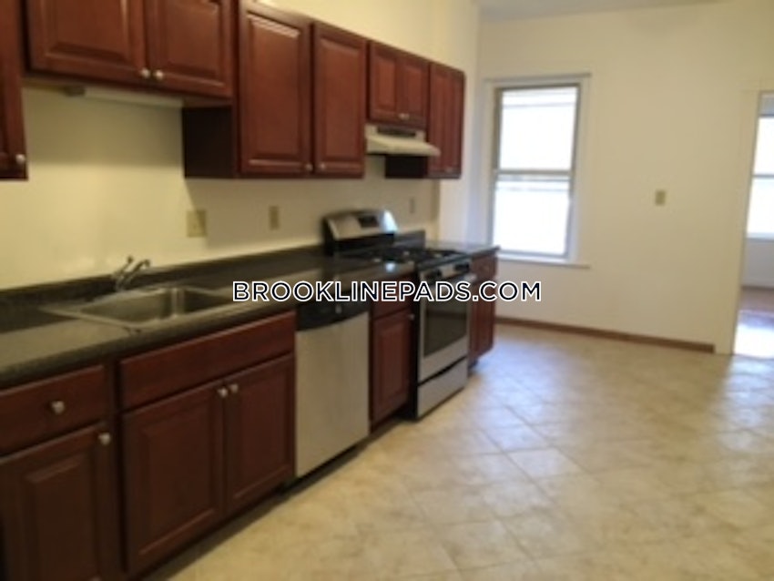 BROOKLINE - CLEVELAND CIRCLE - 2 Beds, 1 Bath - Image 23