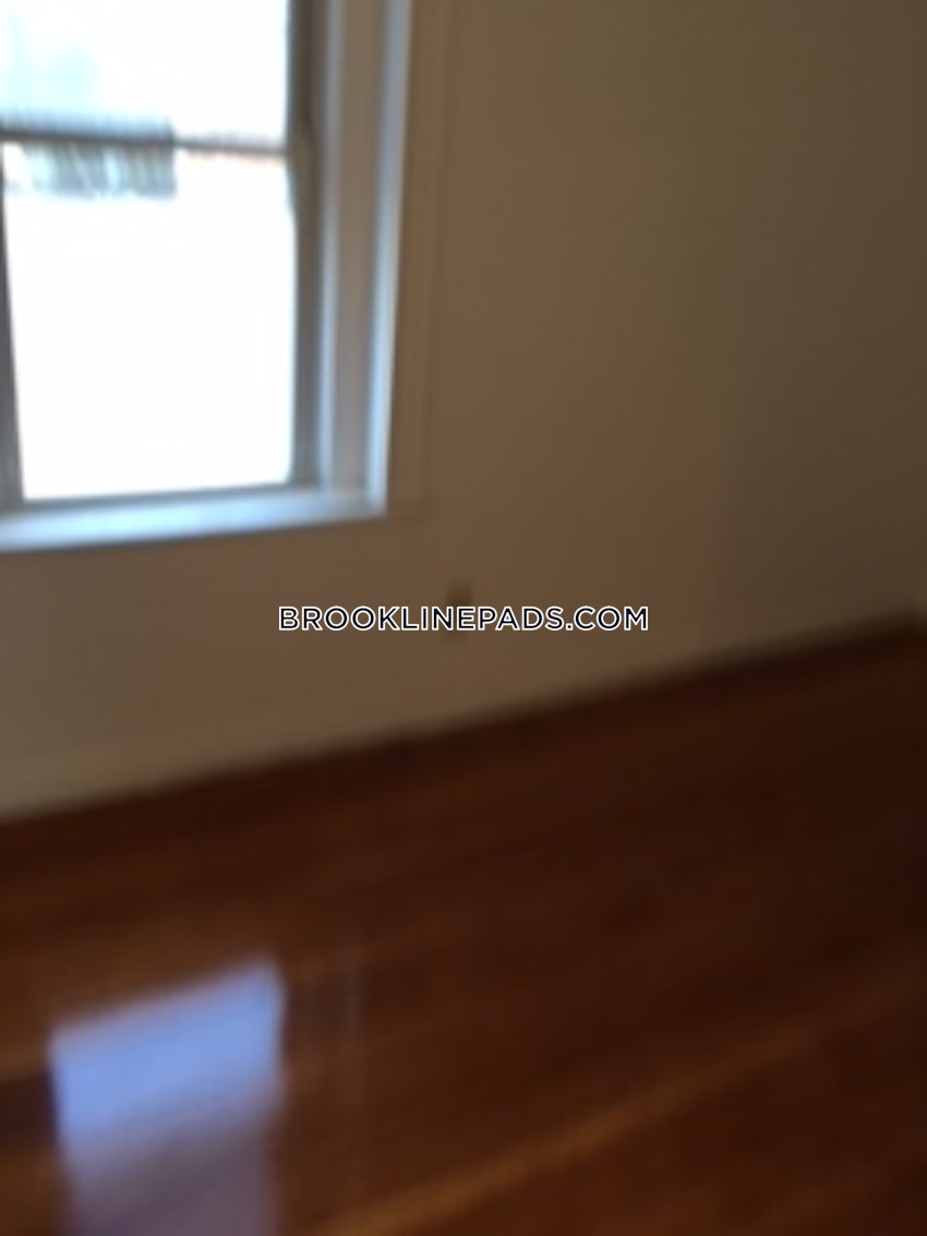 BROOKLINE - CLEVELAND CIRCLE - 2 Beds, 1 Bath - Image 32